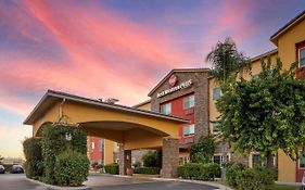 Best Western Plus Wasco Inn & Suites